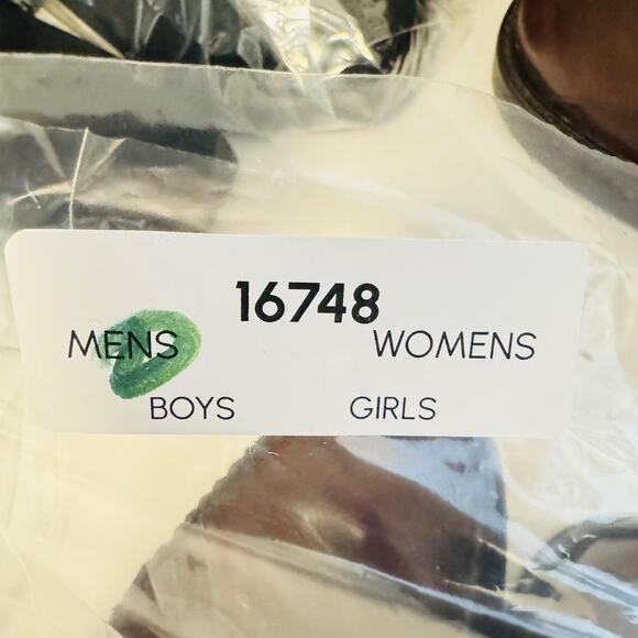 GH Bass & Co Weejuns Shoes Mens 9.5 Burgundy Leather Penny Loafers Moc Toe Dress - Picture 12 of 12